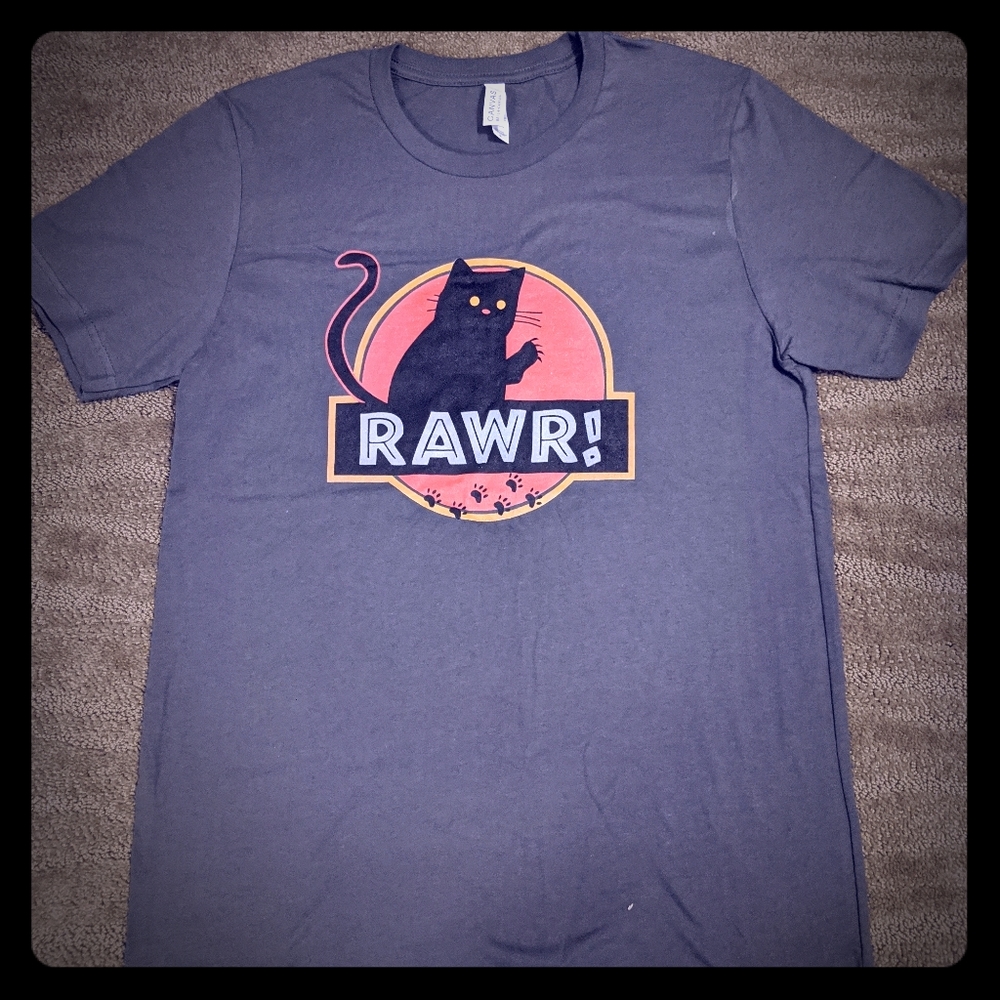 Black cat Rawr! T-shirt